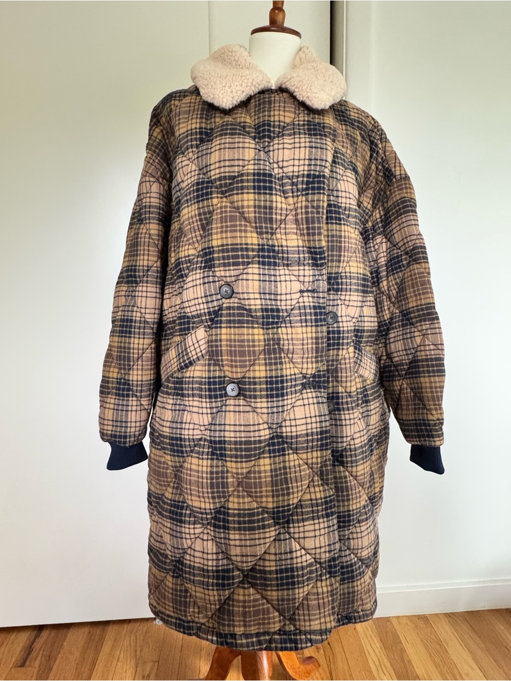Levi’s Plaid Quilted Coat with Faux Shearling Collar - Beige Plaid